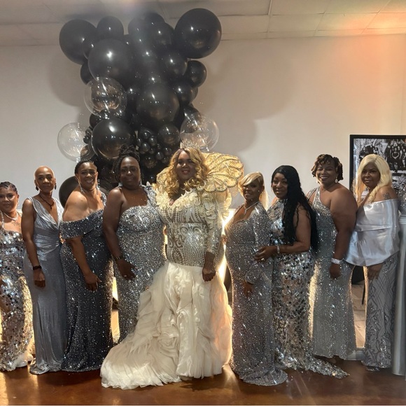 Meet your Posher, Ro - Picture 13 of 16